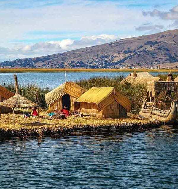 Titicaca Lake, Uros & Taquile Full Day Tour